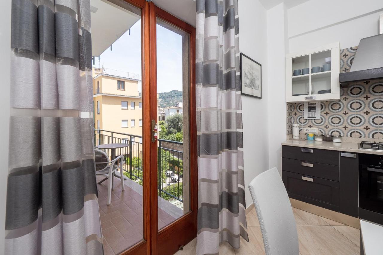 Parsano Suite - De Vivo Realty Sorrente Extérieur photo